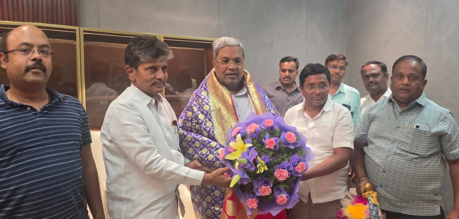 news_1778001588_0_379.webp