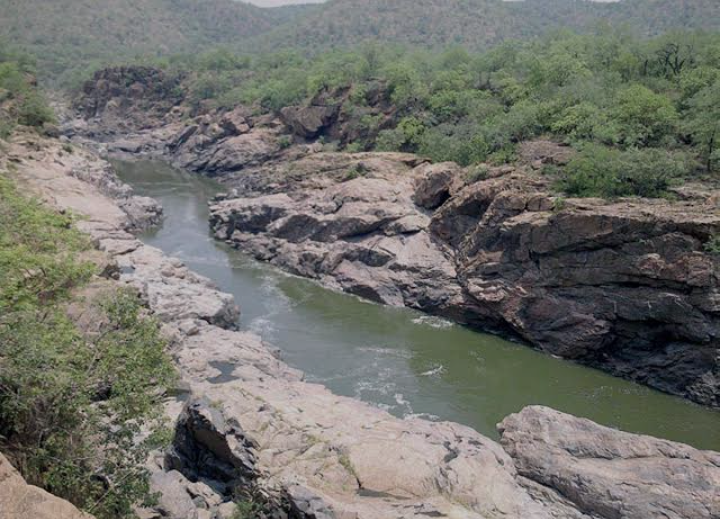 ಇಂಡಿಯಾ’ ಗೆದ್ದರೆ ಮೇಕೆದಾಟು ಯೋಜನೆ ತಡೆಯುತ್ತೇವೆ, ಡಿಎಂಕೆ ನಡೆ ಖಂಡನಾರ್ಹ: ಮುಖ್ಯಮಂತ್ರಿ ಚಂದ್ರು