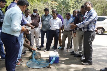 ಬೀದಿ ನಾಯಿಗಳಿಗೆ ಪ್ರಾಯೋಗಿಕ ಮೈಕ್ರೋ ಚಿಪ್ ಅಳವಡಿಕೆ: ಸುರಳ್ಕರ್ ವಿಕಾಸ್ ಕಿಶೋರ್