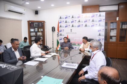 Dcm ಡಿ.ಕೆ. ಶಿವಕುಮಾರ್ ಕೇಂದ್ರ ರಸ್ತೆ ಸಾರಿಗೆ ಮತ್ತು ಹೆದ್ದಾರಿ ಸಚಿವ ನಿತಿನ್ ಗಡ್ಕರಿ ಭೇಟಿ