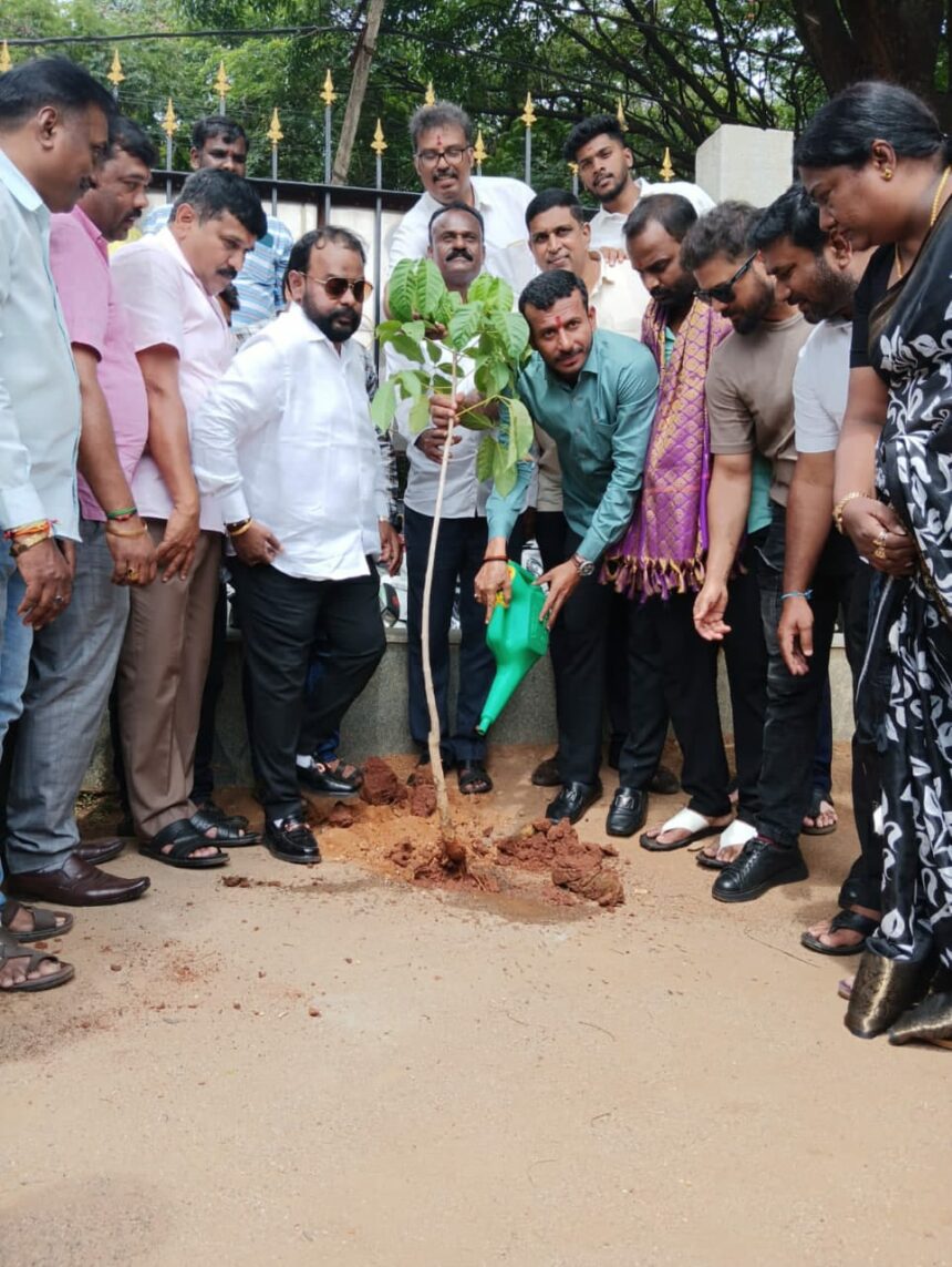 ಬೆಂಗಳೂರಿನಲ್ಲಿ ಶುದ್ಧ ಗಾಳಿ ಕೊರತೆ ನೀಗಿಸಲು ಹೆಚ್ಚು ಮರಗಿಡ ಬೆಳೆಸಿ ಎಂದ ಹೆಚ್.ಎಂ. ರಮೇಶ್ ಗೌಡ