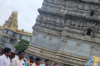ಸುಪ್ರಸಿದ್ಧ ಮುರುಡೇಶ್ವರ ದೇವಾಲಯದಲ್ಲಿ ವಸ್ತ್ರ ಸಂಹಿತೆ ಜಾರಿ; ಹಿಂದೂ ಸಂಘಟನೆಗಳ ಸಂಘಟಿತ ಪ್ರಯತ್ನದ ಫಲ