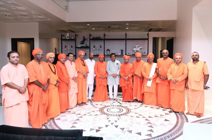 ಸೆ.1ರಿಂದ ಅ.1ರವರೆಗೆ ರಾಜ್ಯಾದ್ಯಂತ `ಬಸವ ಸಂಸ್ಕೃತಿ ಅಭಿಯಾನ’: ಲಿಂಗಾಯತ ಮಠಾಧಿಪತಿಗಳ ಒಕ್ಕೂಟ