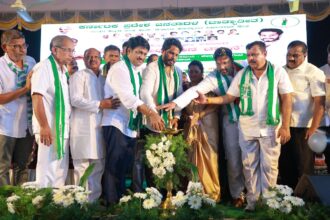 ಮೀನುಗಾರರಿಗೆ ಸರಿಯಾದ ಸೌಲಭ್ಯ ಕಲ್ಪಿಸಿಕೊಡುವುದರಲ್ಲಿ ಸರ್ಕಾರ ವಿಫಲವಾಗಿದೆ